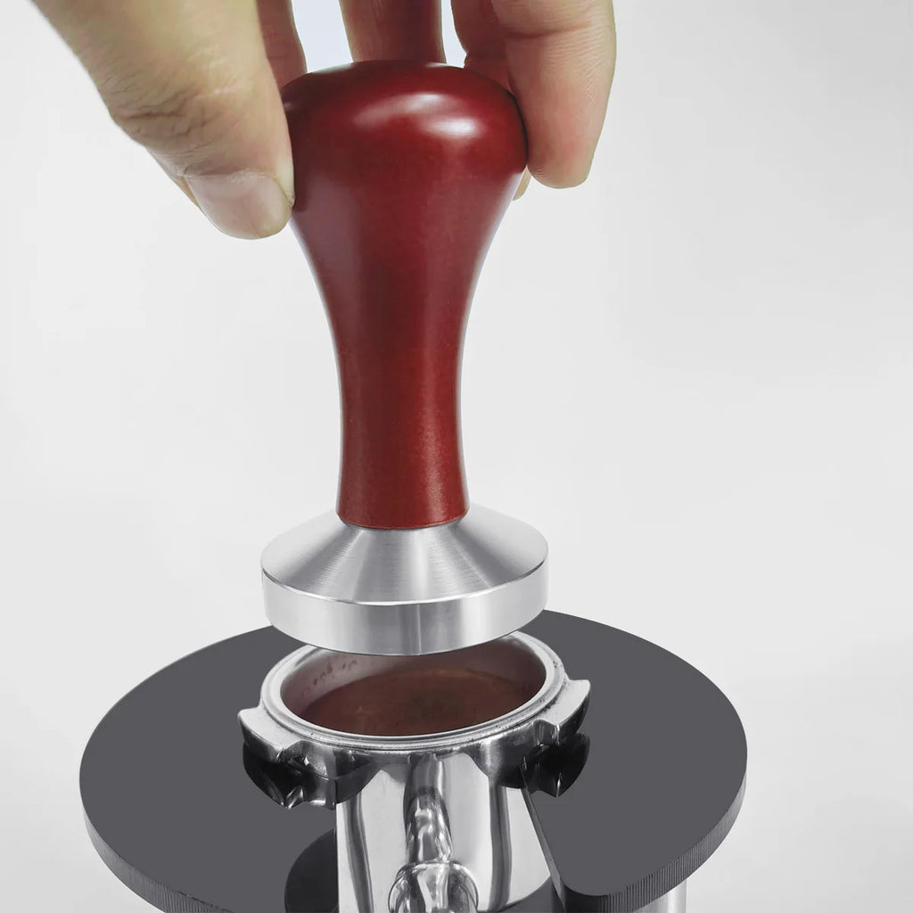 Tamper Espresso à Manche Bois – Base Plate 51/53/58 mm