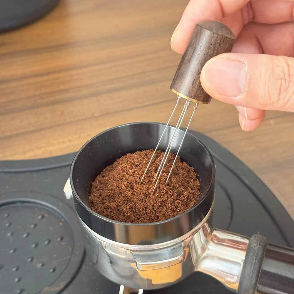Outil WDT Espresso – Distribution Précise du Café